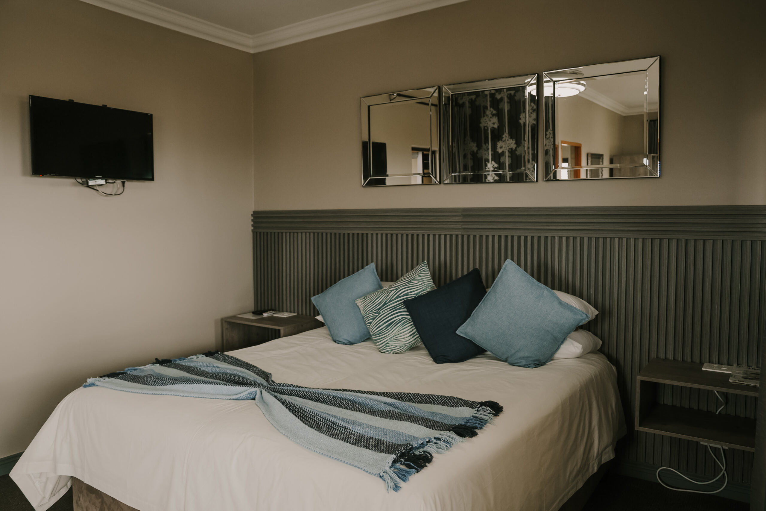 Deluxe King Rooms stone olive guesthouse
